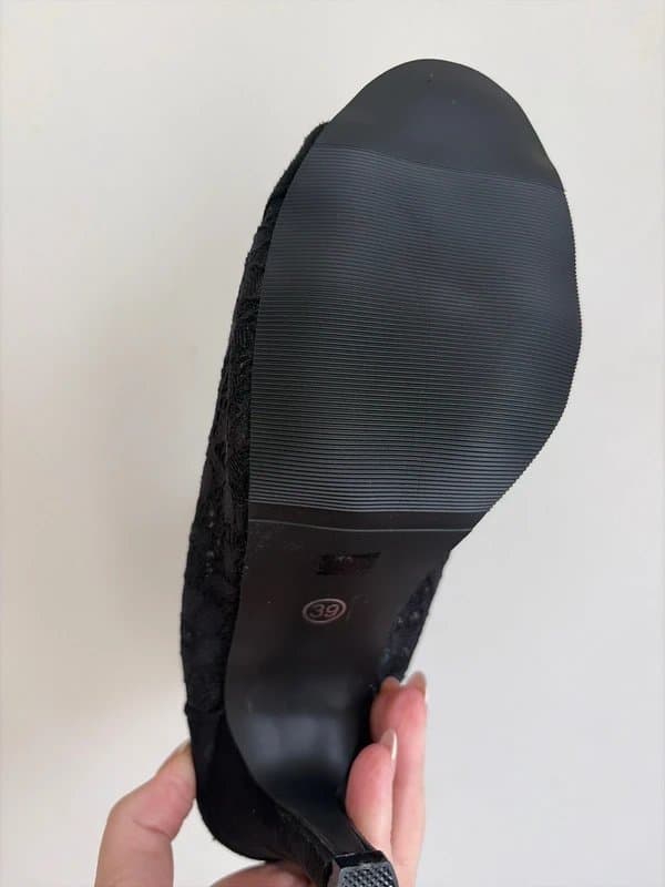 Source Unknown Women’s brand new open toe ankle sandals size eu39