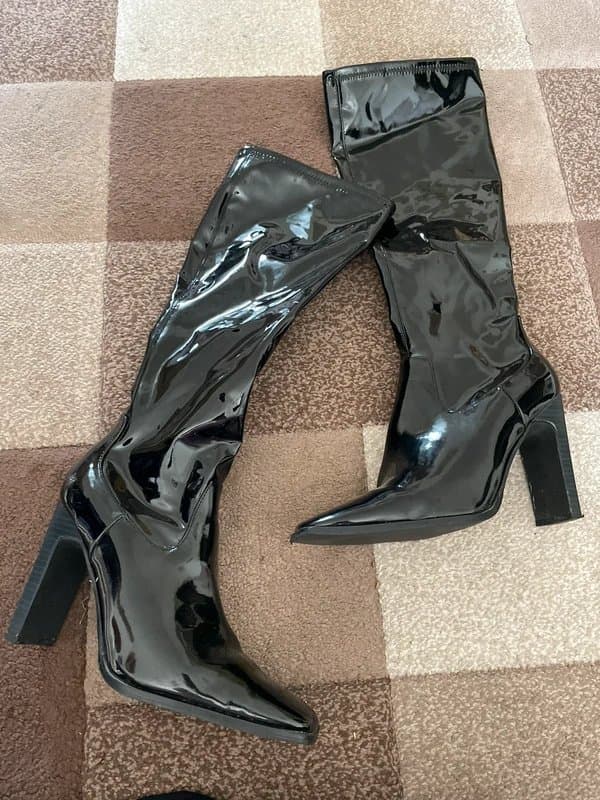 ASOS Design Faux leather shiny wet look heeled boots 7