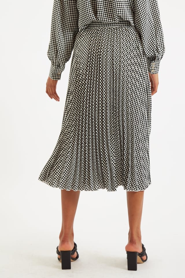 Louche Louche Women's Sabina Diamonds Forever Print Pleated Midi Skirt in Black - 2