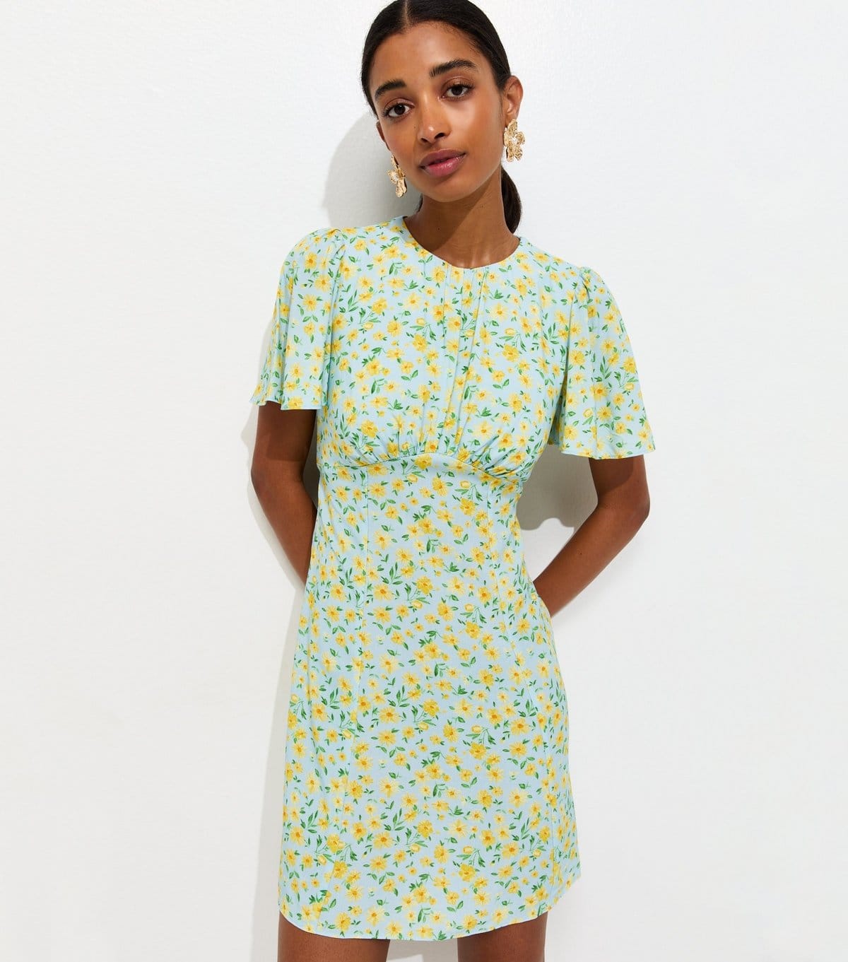 New Look Blue Floral Flutter Sleeve Mini Dress