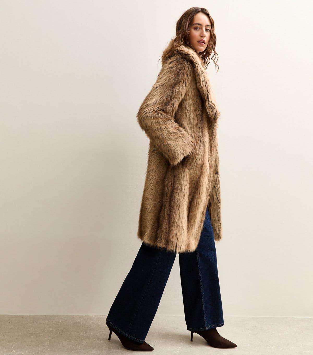 New Look Women's Brown Faux Fur Shawl Collar Mid Coat New Look - 4