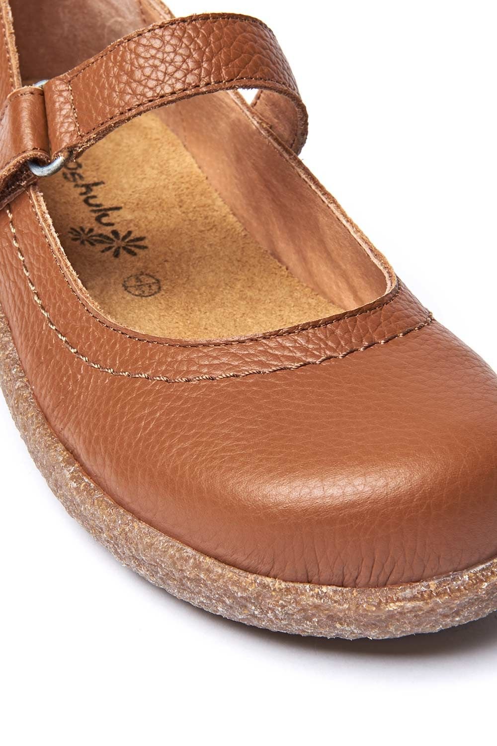 Moshulu Moshulu Women's 'Peppercombe' Leather Mary Jane Clog Shoes in Tan - 3