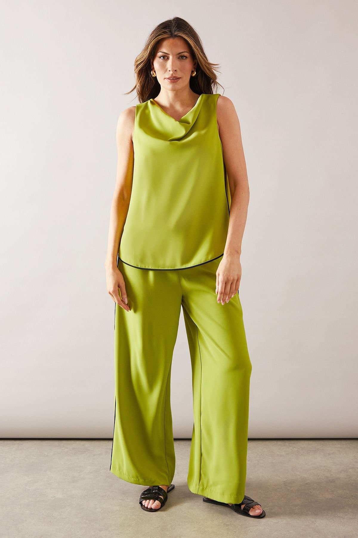 Wallis Wallis Women's Contrast Stripe Split Trouser in Lime