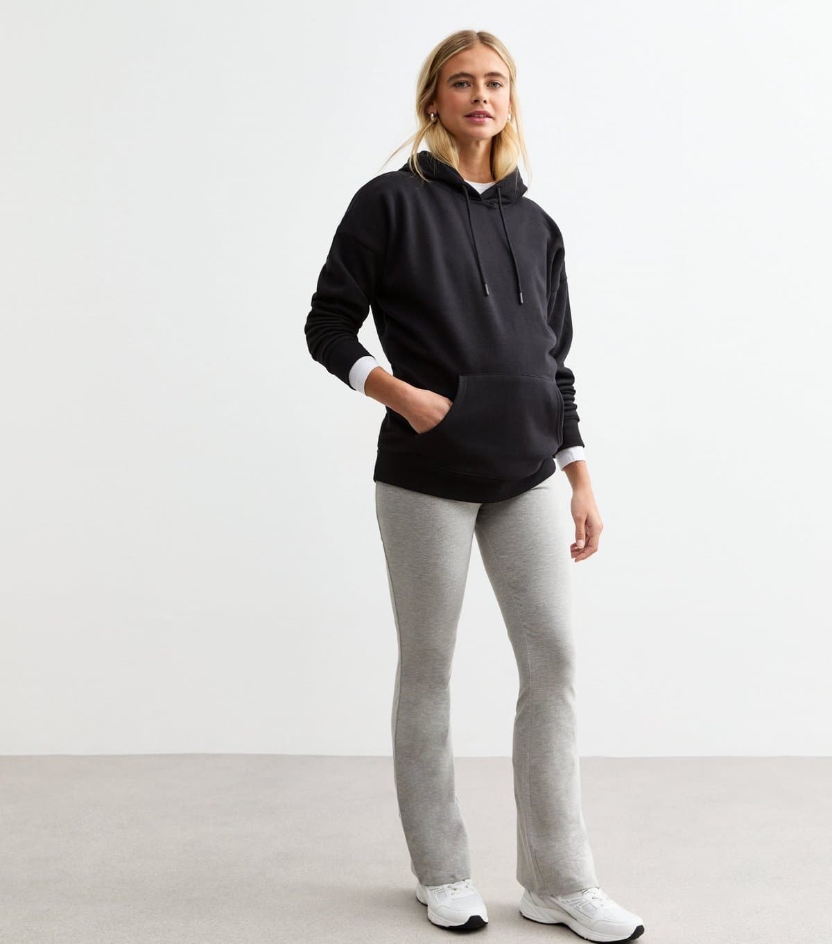 New Look Women's Maternity Grey High Waist Flared Leggings New Look
