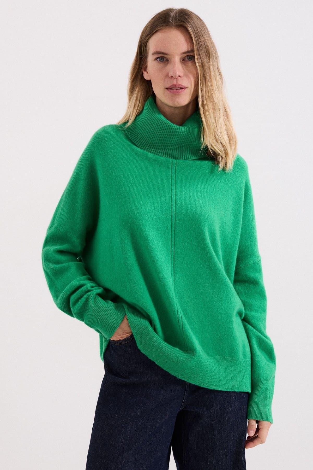 Phase Eight Phase Eight Women's Saffron Jumper in Green