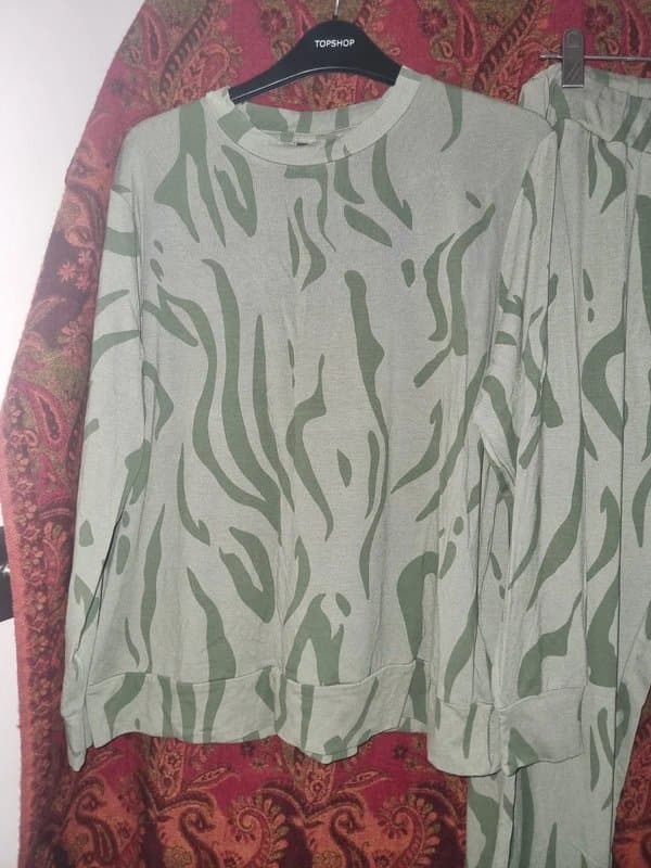 ASOS Co-ord light weight jogger set