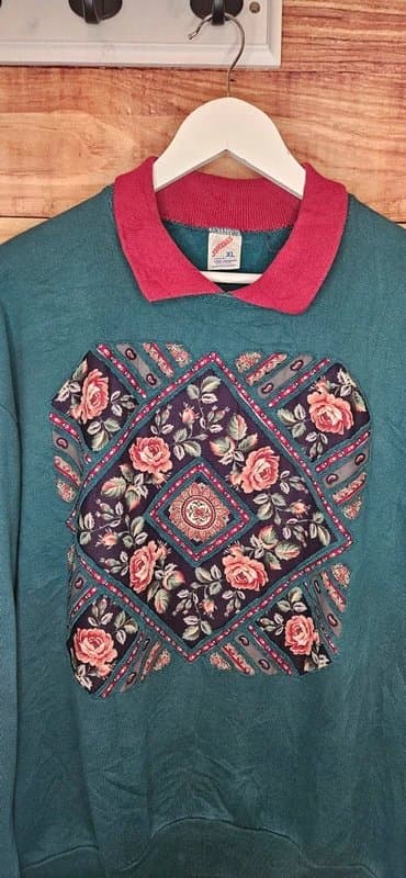 Jerzees Rare vintage double collared embroidered jumper xl
