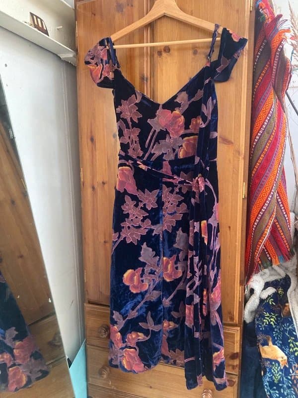 Never Fully Dressed Never fully dressed gorgeous rare velvet navy floral print dress