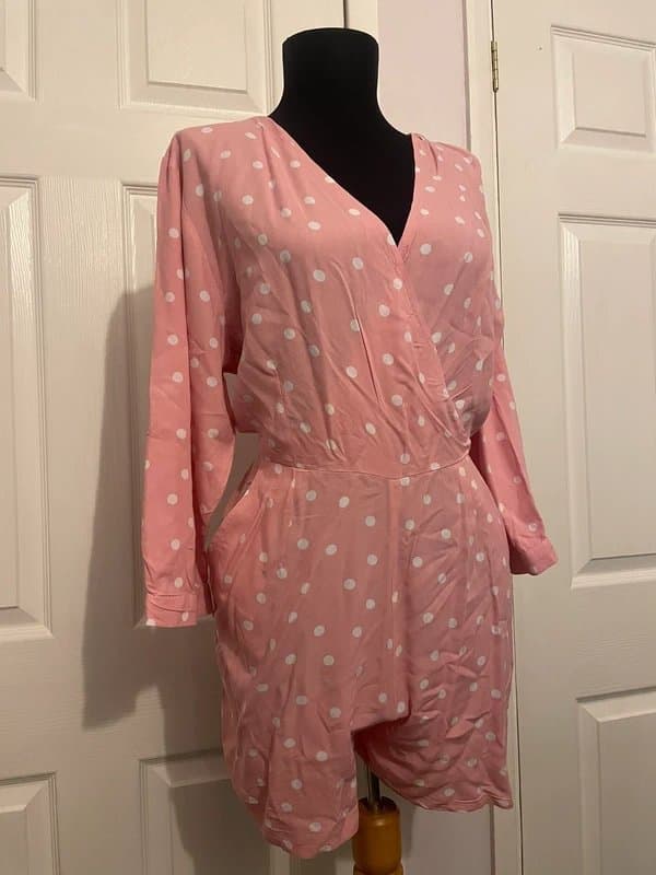 Love Love that look playsuit Uk size 14