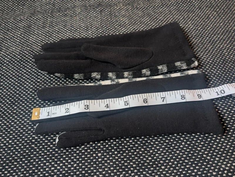 No Label NEW Gingham Check Brushed Gloves - Monochrome Print