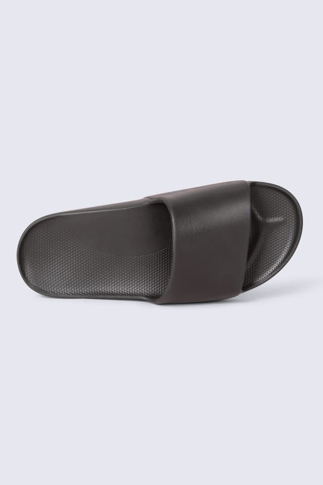 Animal Animal Men's 'Poolside' Lightweight Cushioned Slip On Comfortable Casual Sliders in Black - 2