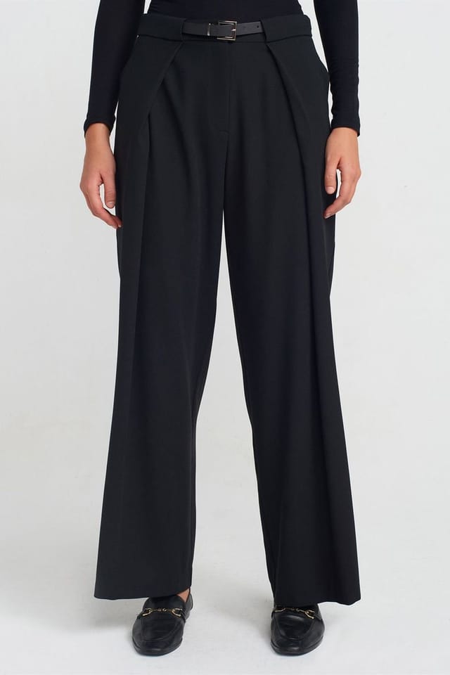 Dilvin Dilvin Women's Wide-Leg Crepe Trousers With Belt in Black - 3