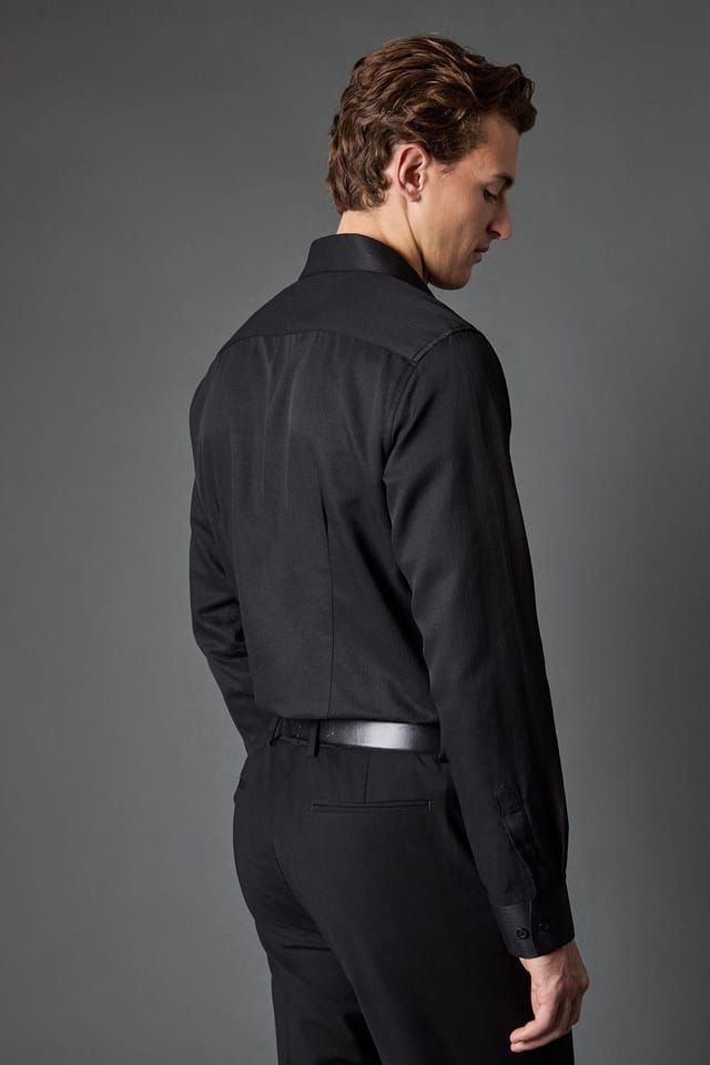 Burton Burton Men's Tailored Fit Herringbone Weave Long Sleeve Shirt in Black - 3