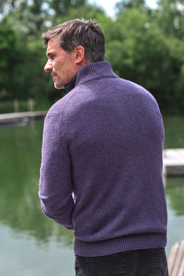WoolOvers WoolOvers Men's Mens Lambswool Zip Neck Jumper in Purple - 3