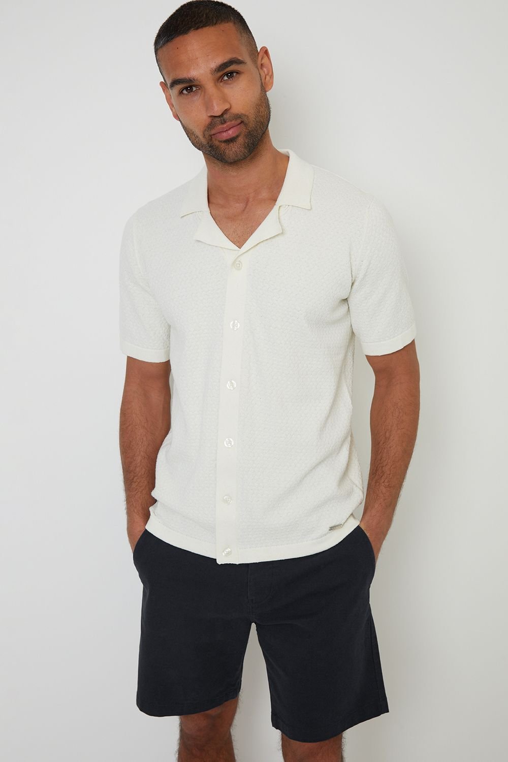 Threadbare Threadbare Men's Cotton Regular Fit Stretch Chino Shorts in Black - 3