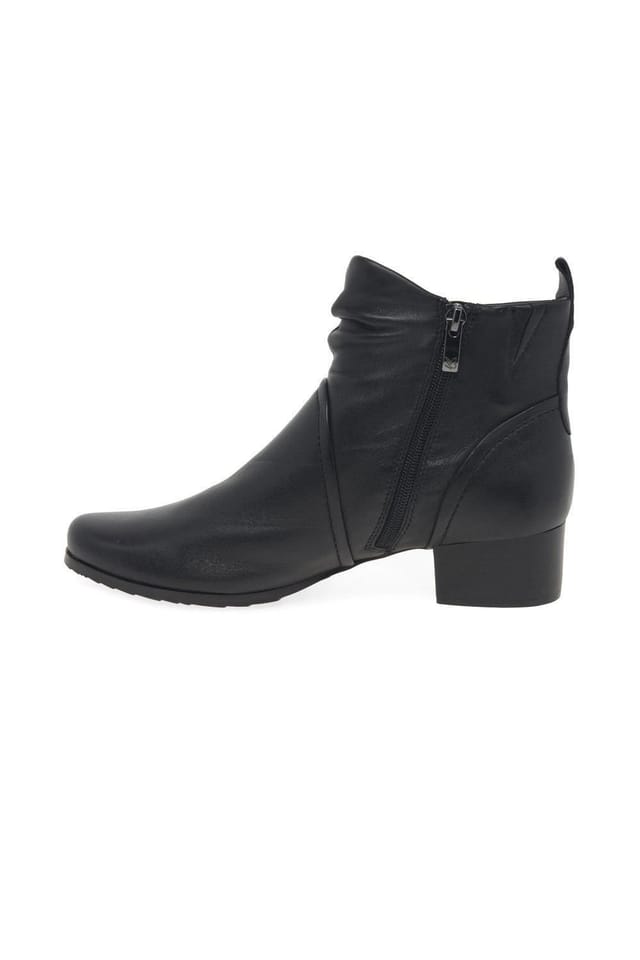 Caprice Caprice Women's 'Fearne' Ankle Boots in Black - 2