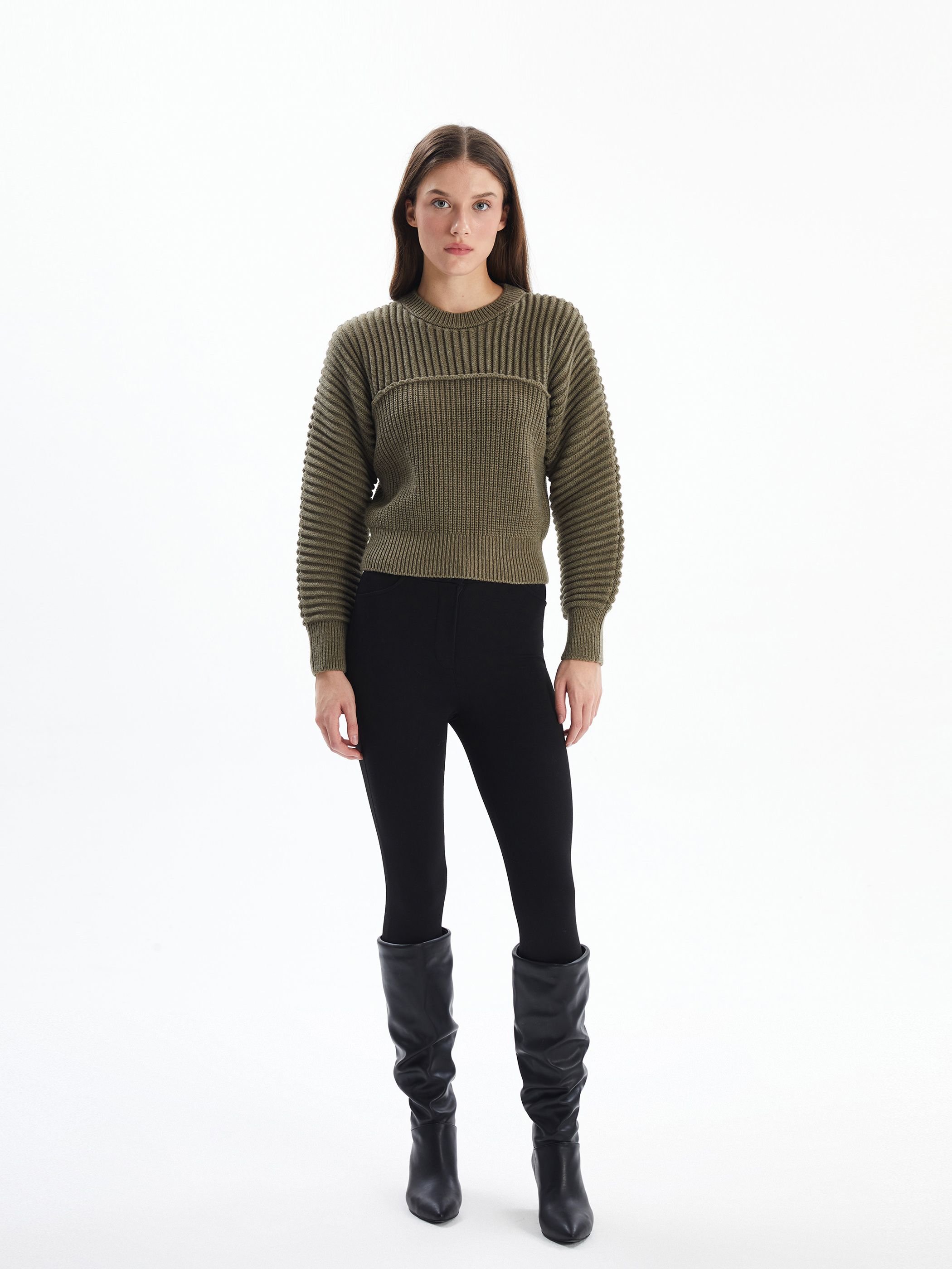 Dexia Dexia Women's Crew Neck Knitted Jumper with Textured Detail Khaki - 2