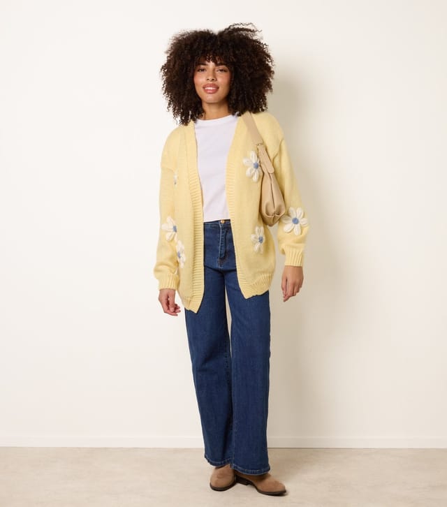Blue Vanilla Women's Light Yellow Longline Embroidered Daisy Cardigan Blue Vanilla New Look - 2