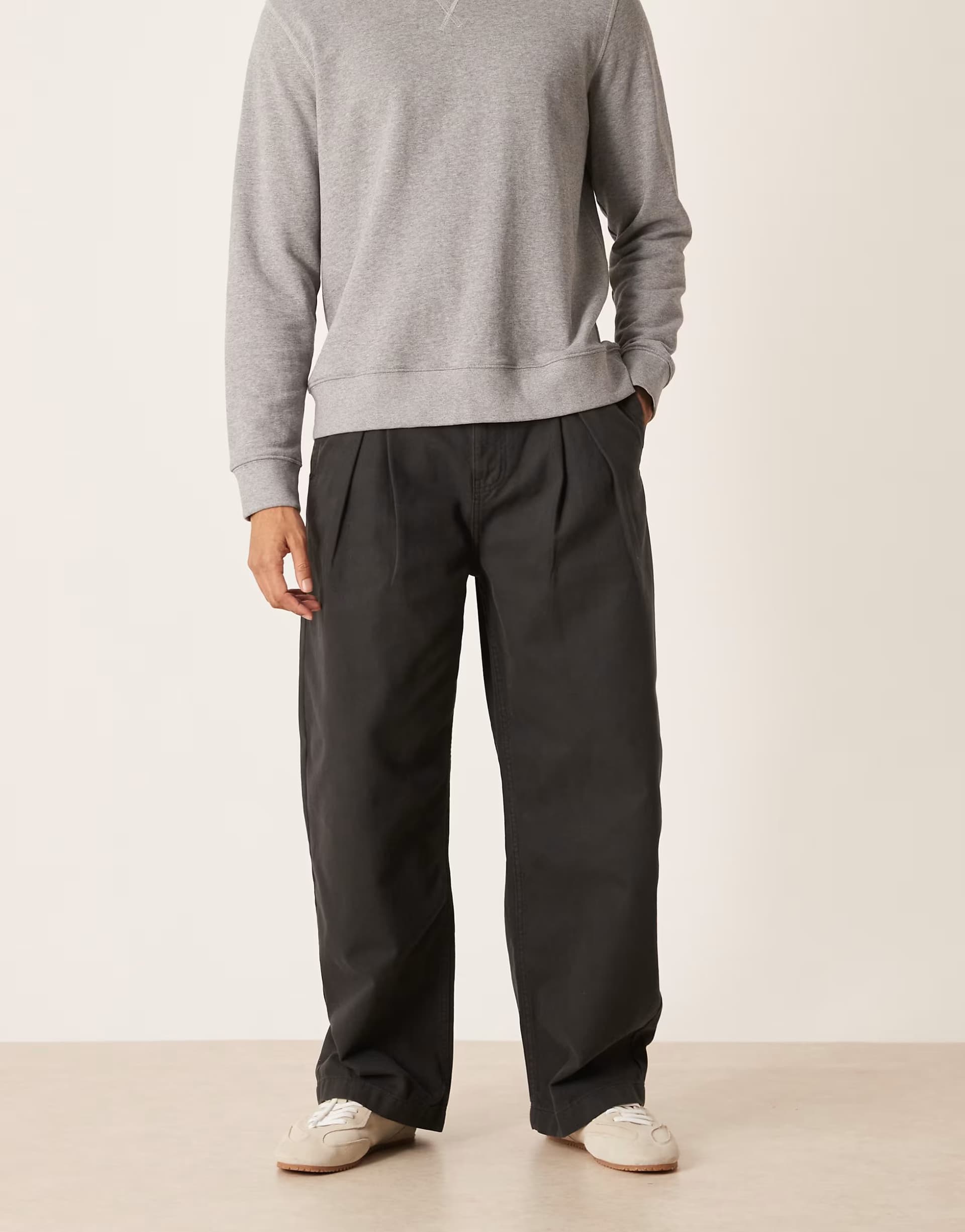 ASOS ASOS DESIGN barrel trousers in black with pleats