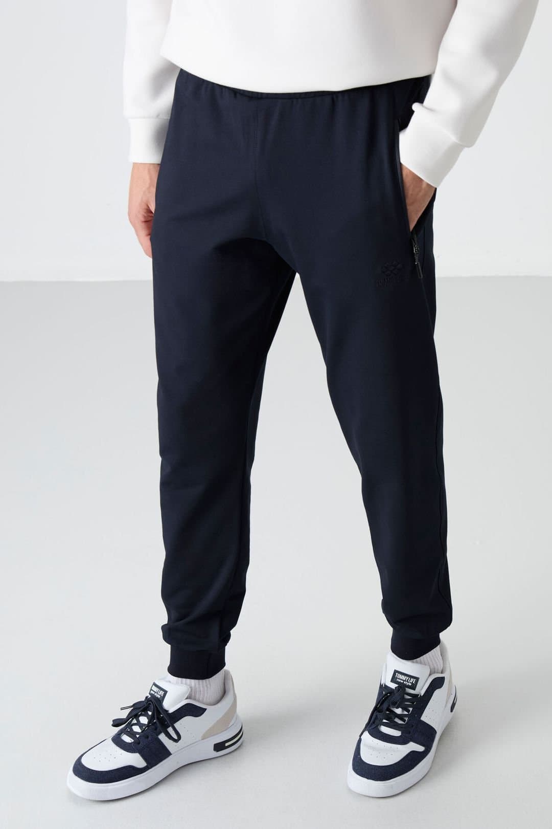 Tommy Life Tommy Life Men's Solid Pull-on Sweatpants With Zip Pocket in Navy