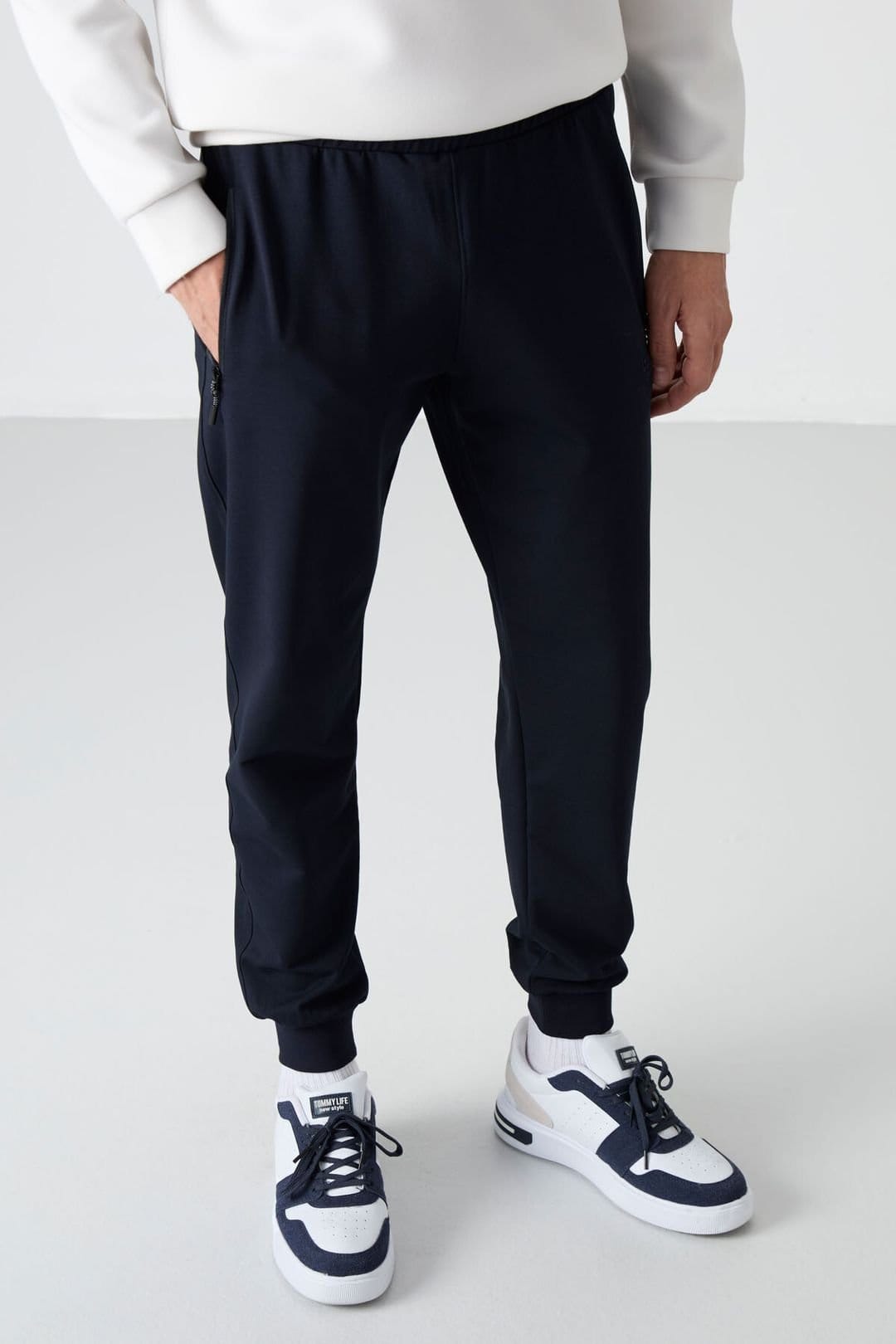 Tommy Life Tommy Life Men's Solid Pull-on Sweatpants With Zip Pocket in Navy - 4