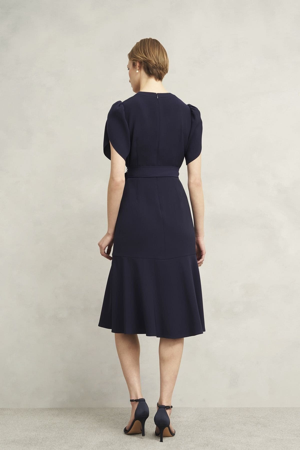 Hobbs London Hobbs London Women's Pricilla V-Neck Tie Midi Dress in Dark Navy - 4