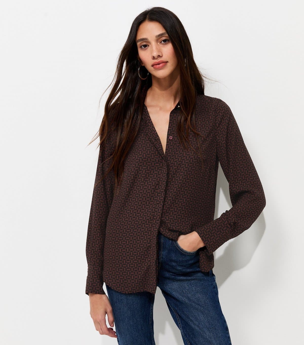 New Look Women's Red Geometric Print Long Sleeve Shirt New Look