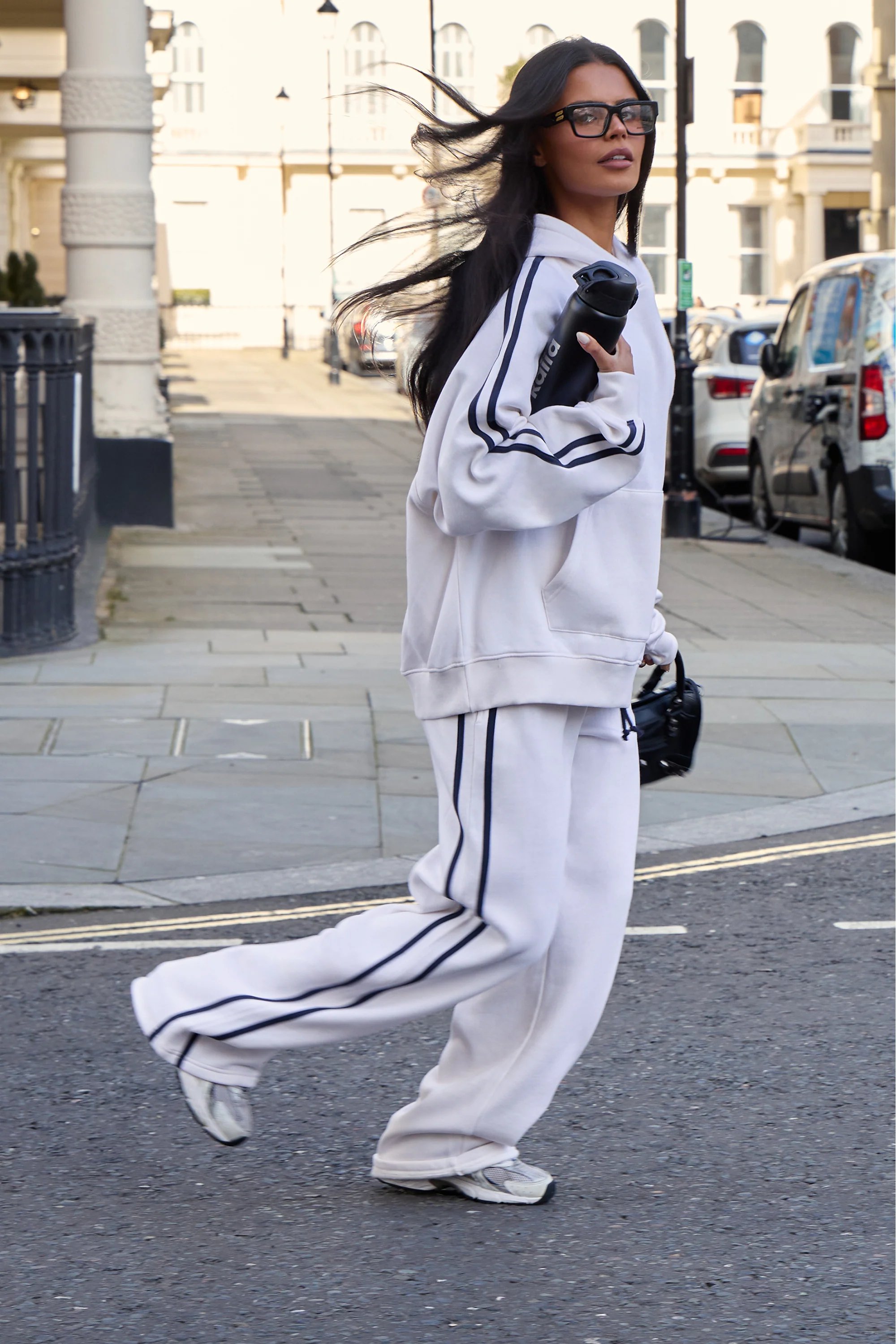 Kaiia Kaiia Sport Side Stripe Wide Leg Joggers Cream & Navy - 2