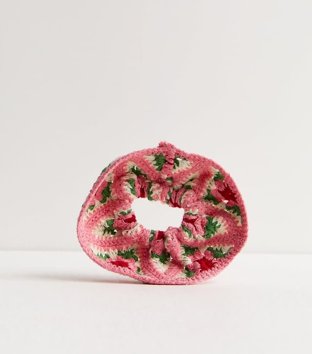 New Look Pink Crochet Strawberry Pattern Scrunchie New Look - 2