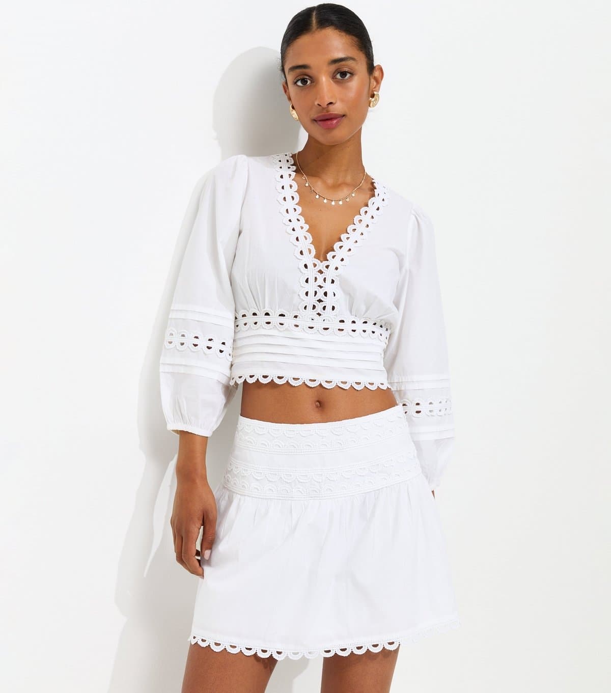 New Look Women's White Cotton Scallop Lace Edge Mini Skirt New Look