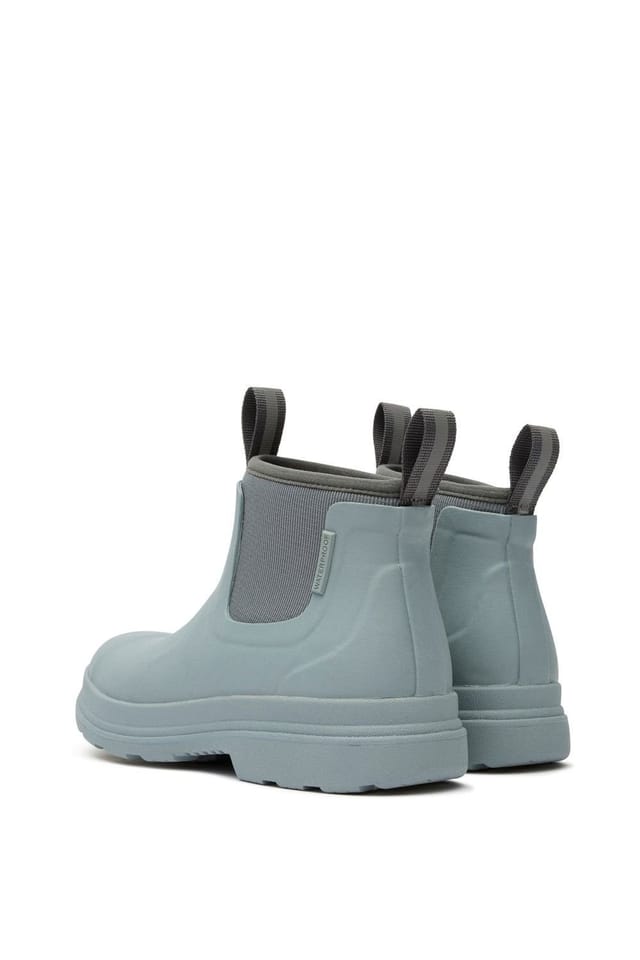 Muck Boots Muck Boots Women's Rainscape Chelsea in Duck Egg Blue - 2