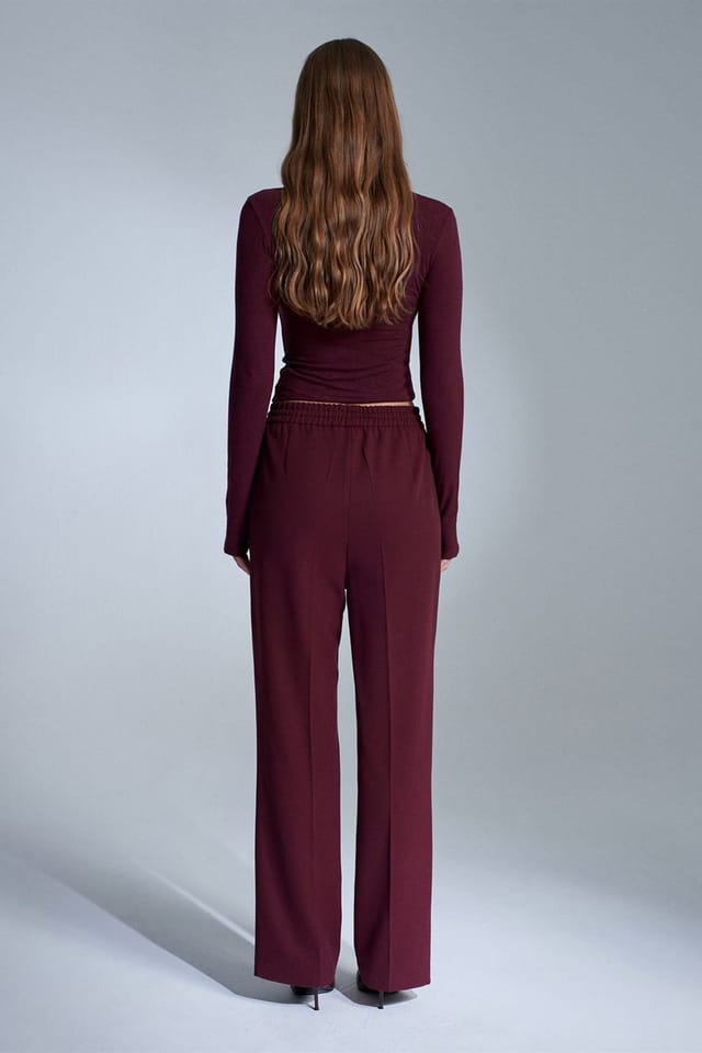 Dilvin Dilvin Women's Women's Straight-leg Crepe Trousers in Burgundy - 3