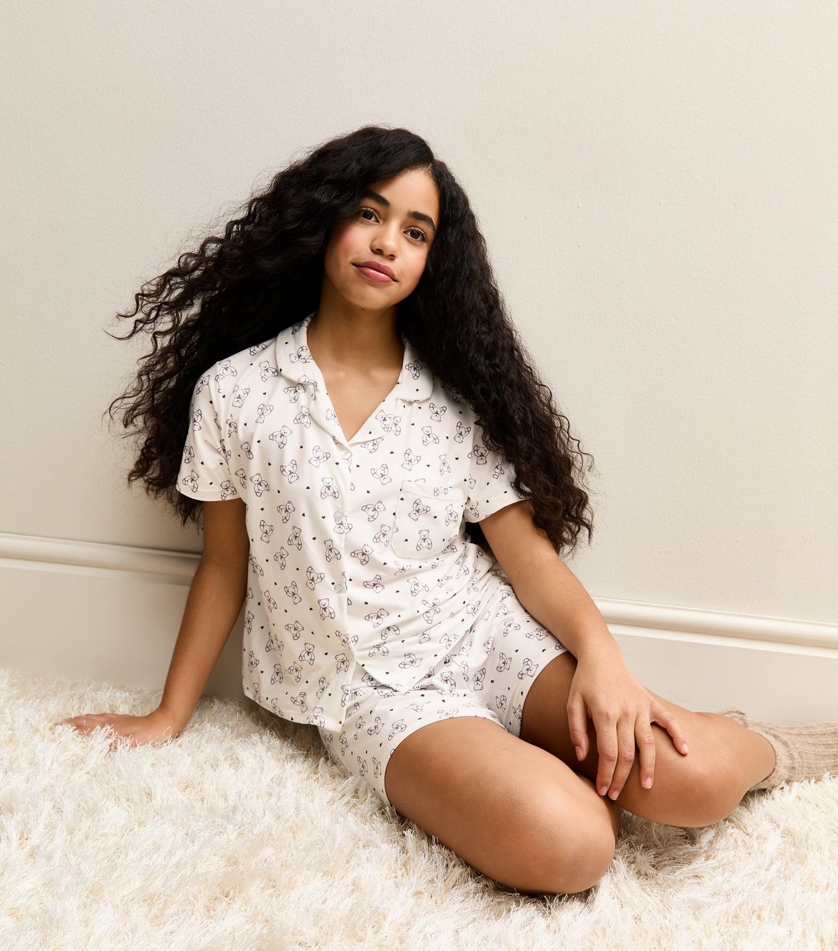 New Look Girls' Cream Teddy Bear Print Shirt and Shorts Pyjama Set New Look - 2