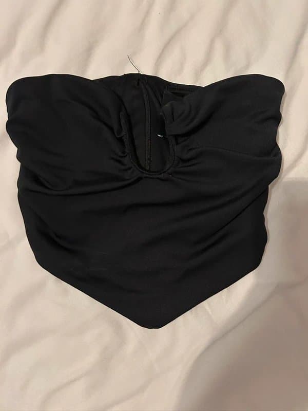 Bershka Bershka Black Ruched Bandeau Corset Top (Size XS) - Keyhole & Curved Hem