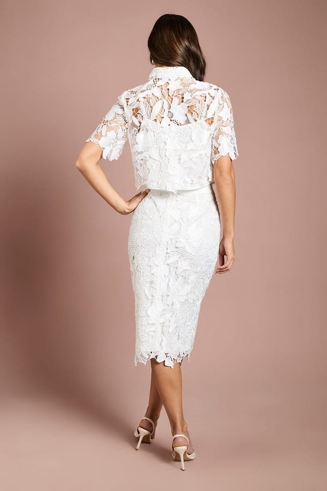 Coast Coast Women's Lace Pearl Button Pencil Skirt in Ivory - 3
