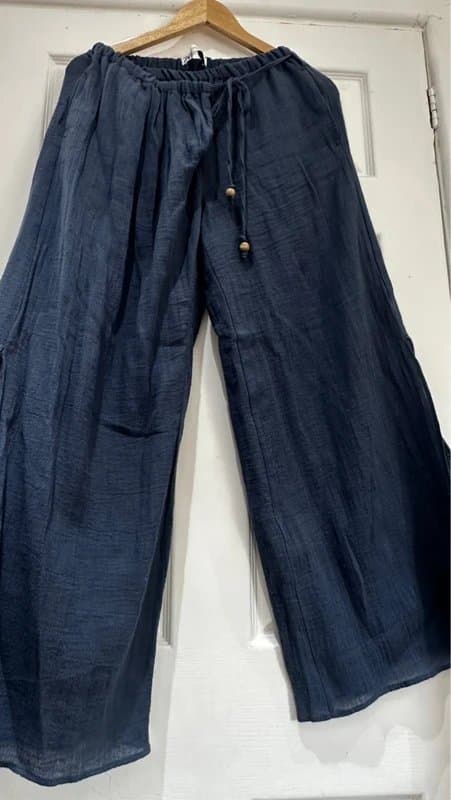 Zara Zara light blue rami Elasticated waistband wide leg trousers size 8-10