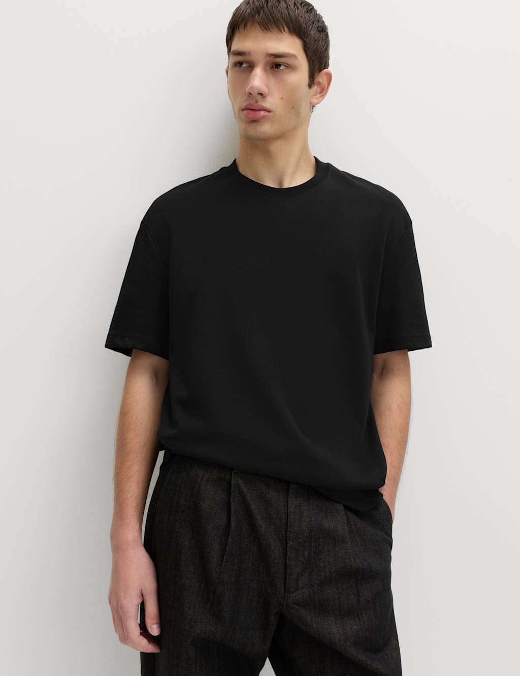 Marks & Spencer M&S Relaxed Fit Cotton Blend Ultimate Performance T-Shirt Black