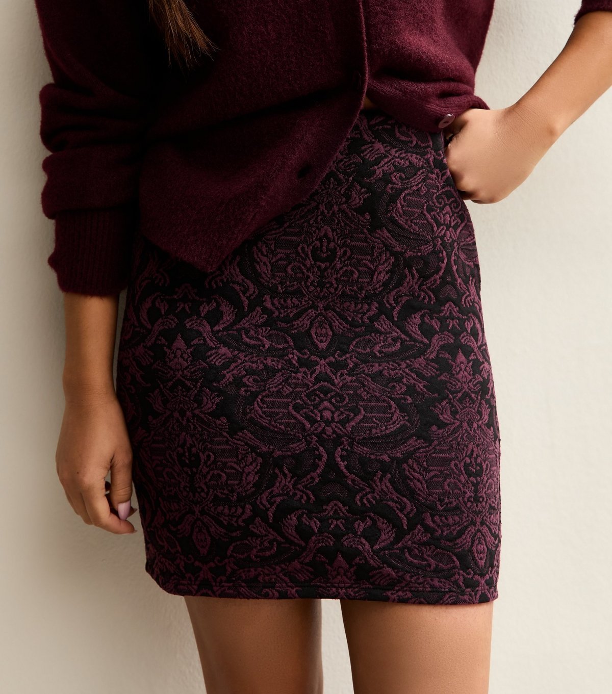 New Look Women's Petite Red Baroque Jacquard Tube Skirt New Look - 2