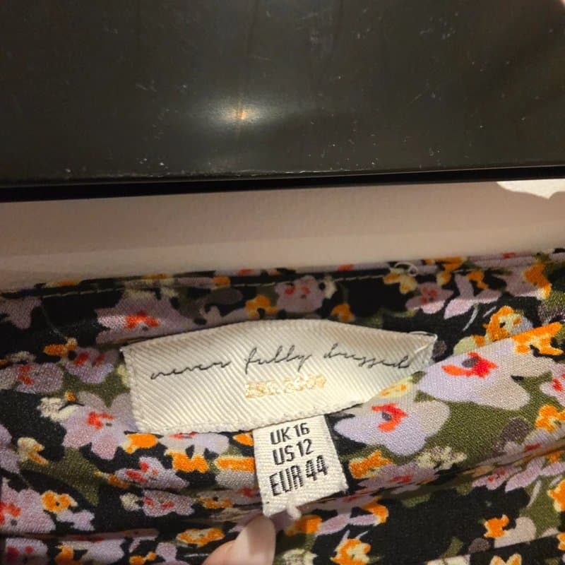 Never Fully Dressed Never Fully Dressed Beatrice Midi Skirt Floral Size UK 16