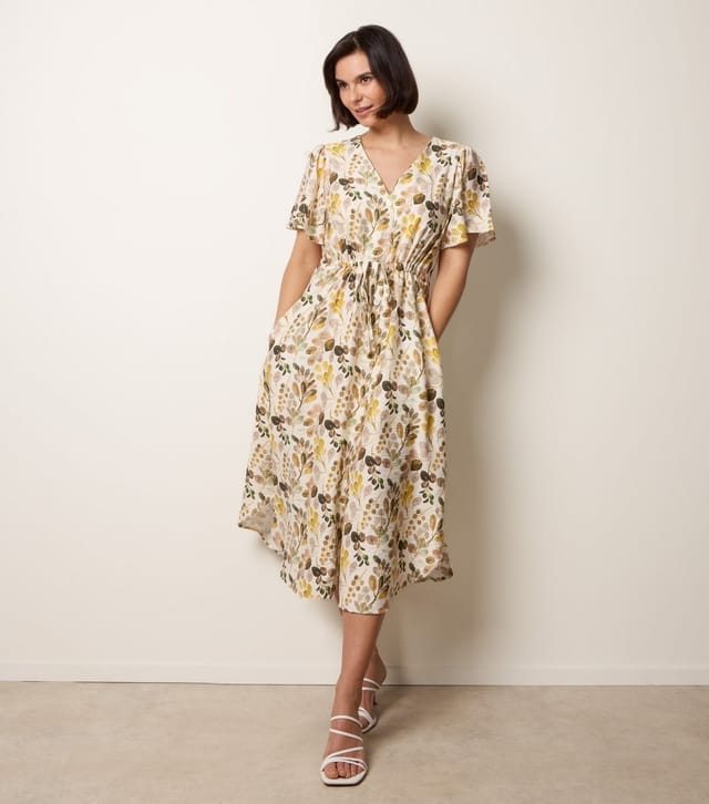 Blue Vanilla Women's Yellow Leaf Print V-Neck Midi Dress Blue Vanilla New Look - 2