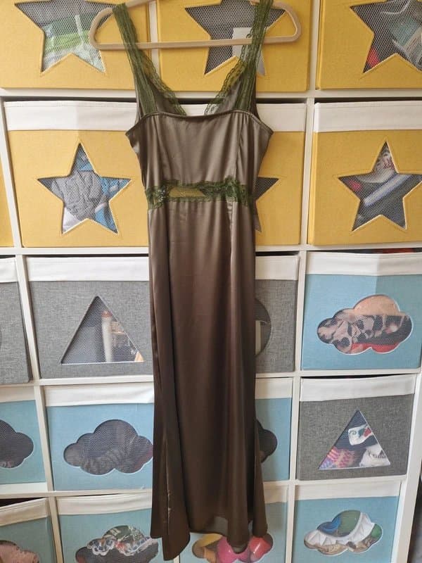Never Fully Dressed Never fully dressed women's Khaki Mimi Dress size 8