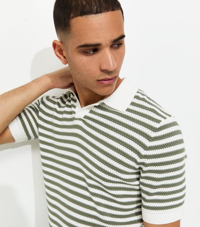 Only and Sons Men's Green Striped Knitted Polo Shirt Only and Sons New Look - 2