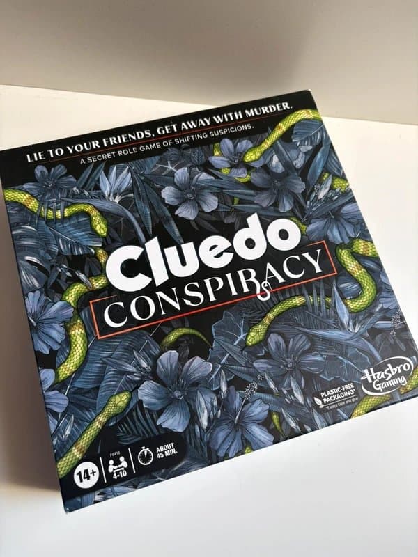Hasbro Cluedo Conspiracy Board Game