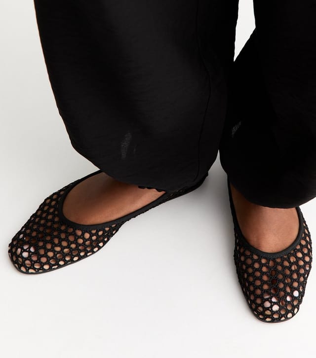 New Look Women's Black Mesh Ballet Pumps Vegan New Look - 2
