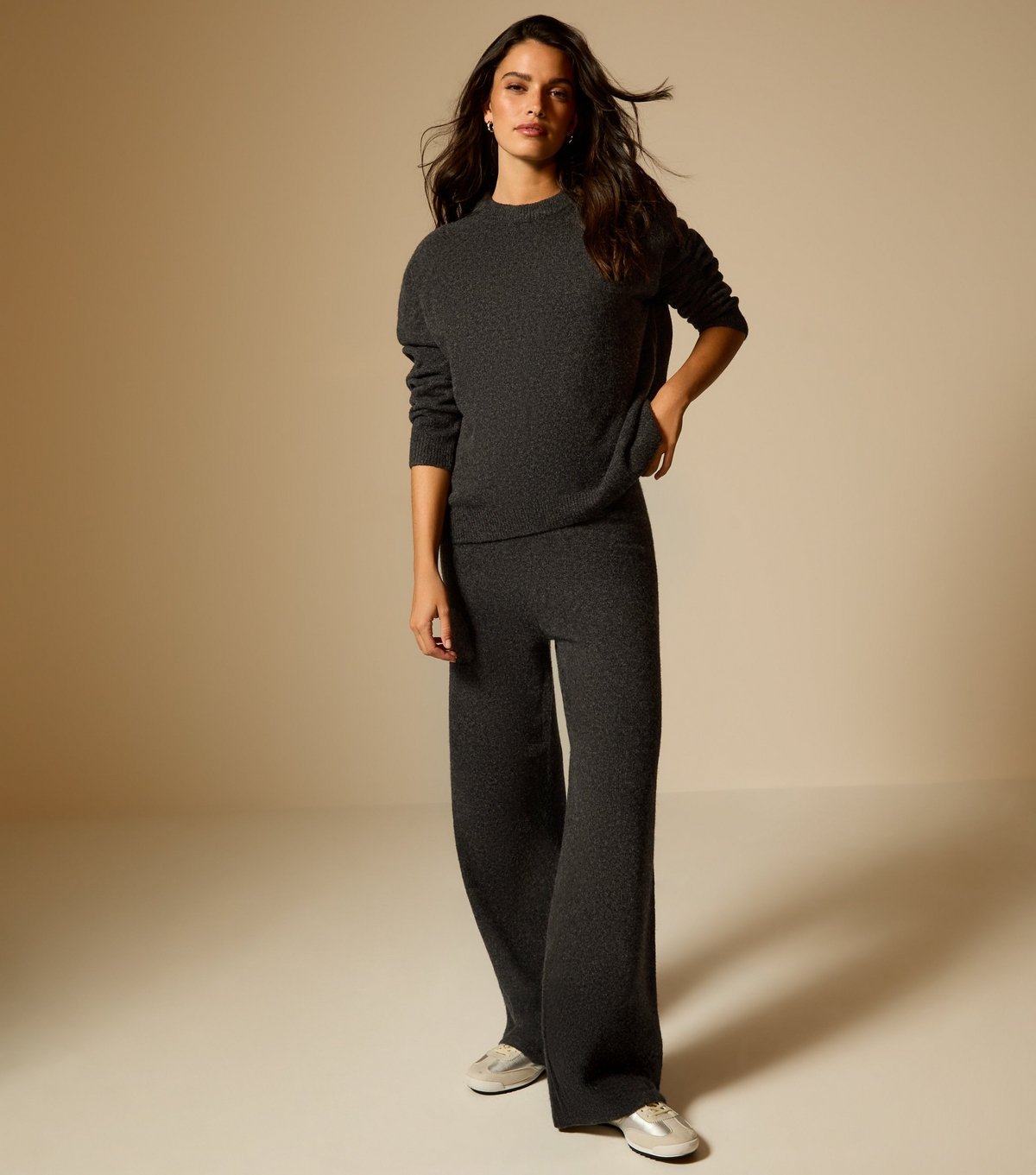 New Look Women's Dark Grey Crew Neck Midweight Knit Jumper New Look - 3