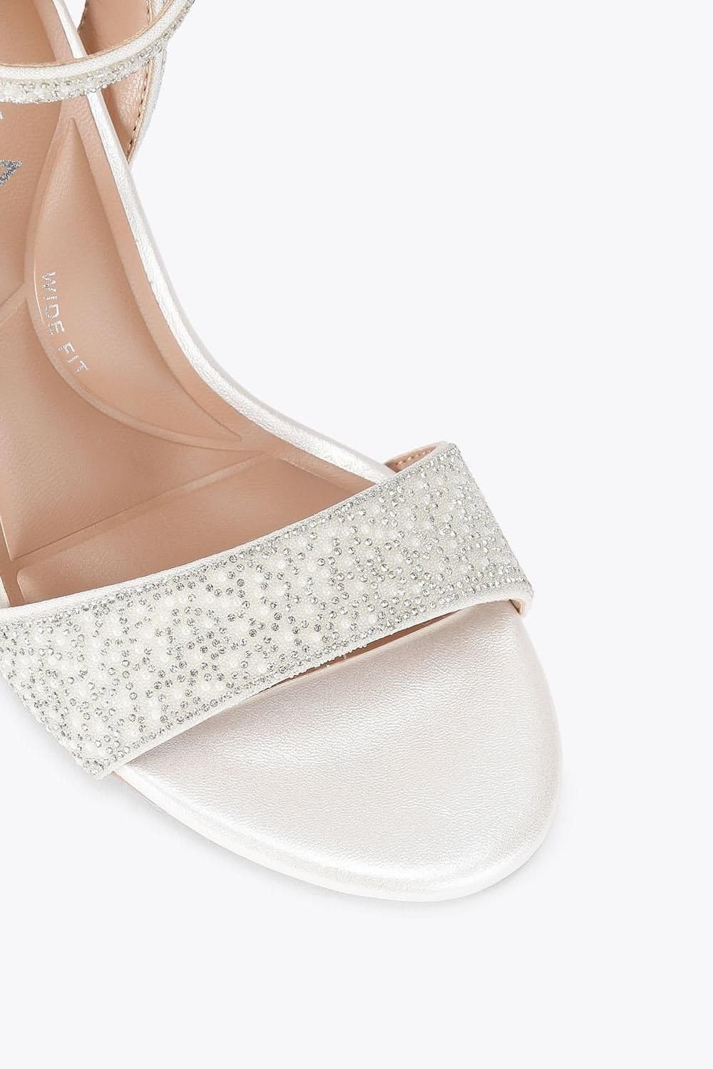 Carvela Carvela Women's 'Kianni Wide Fit' Fabric Heels in White - 4