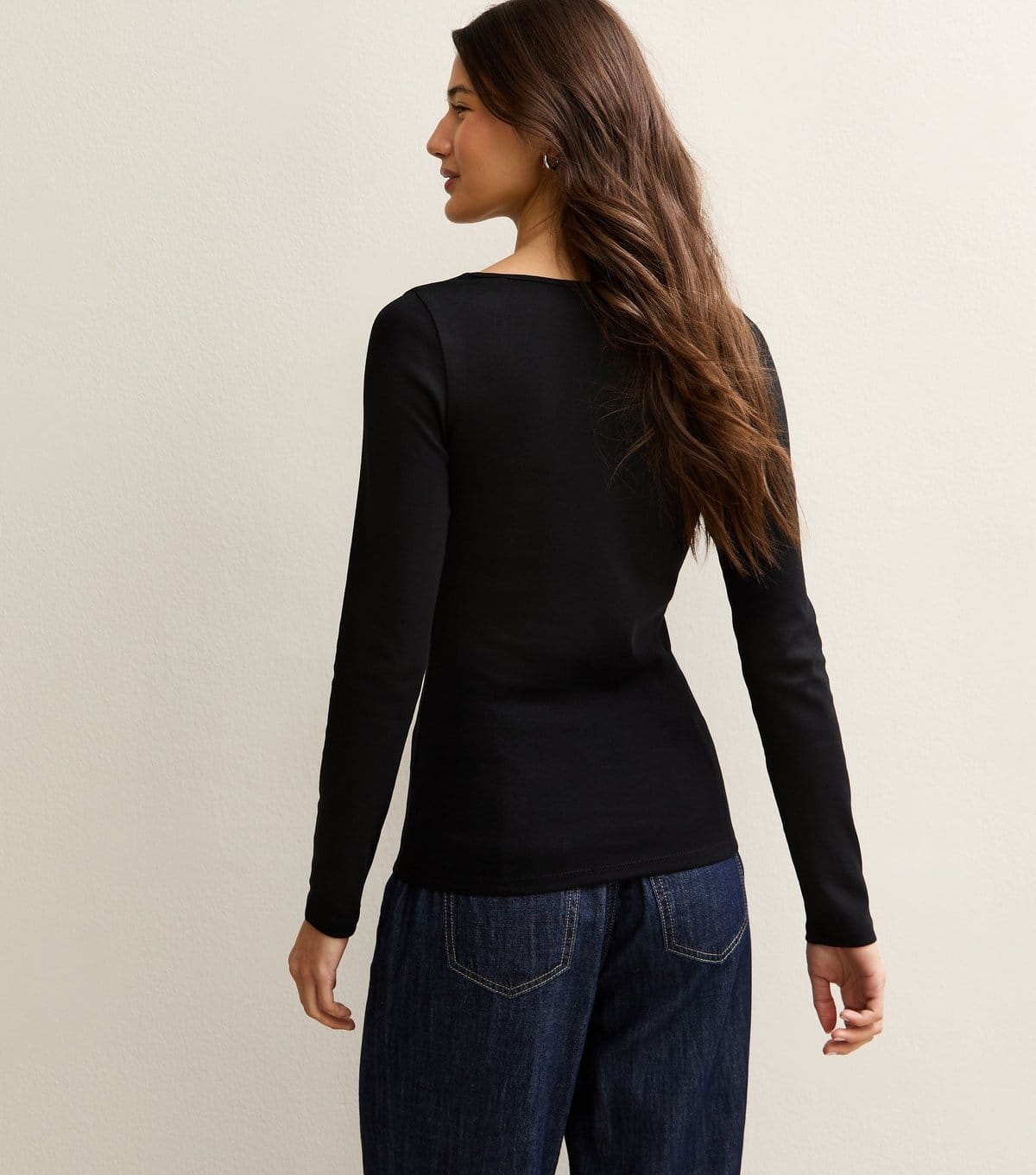 New Look Women's Black Long Sleeve V-Neck T-Shirt New Look - 4