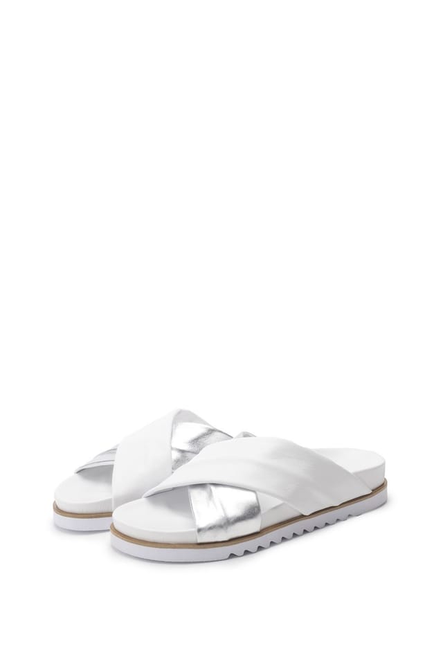 Moda In Pelle Moda In Pelle Women's 'Jessa' Leather Sandals in White - 2