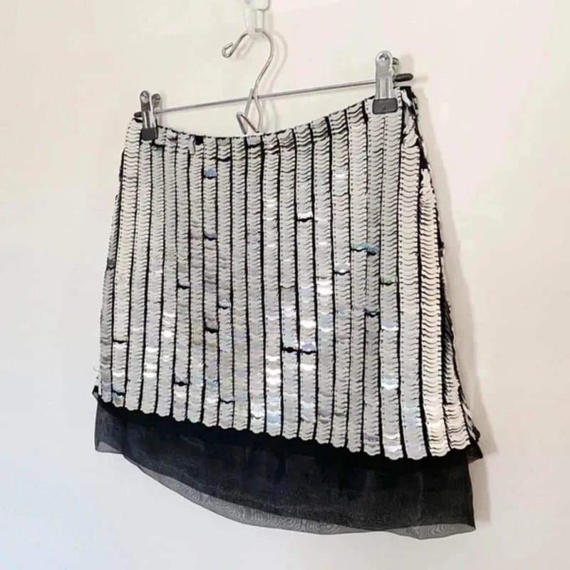 Topshop Topshop Armor Sequin Mini Skirt Silver/Black Size 4 Retail $170