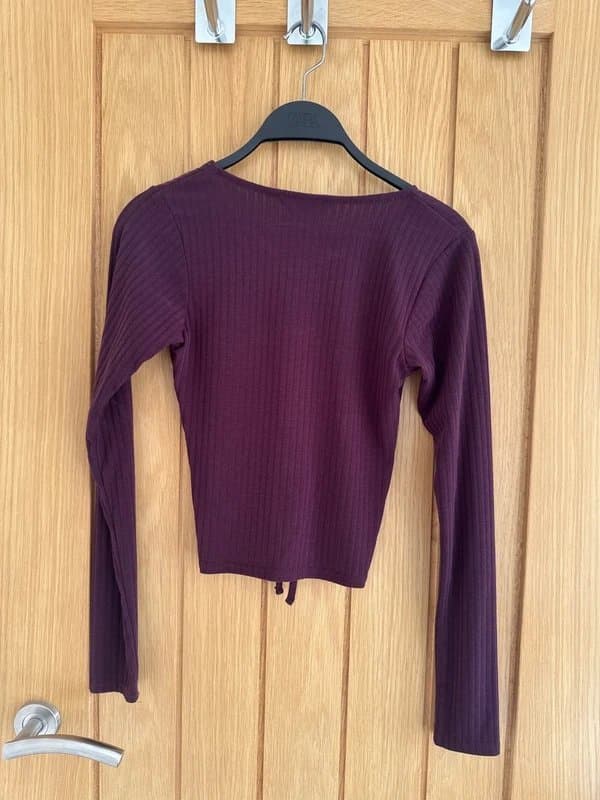 New Look New look purple ruched long sleeved crop top size 8